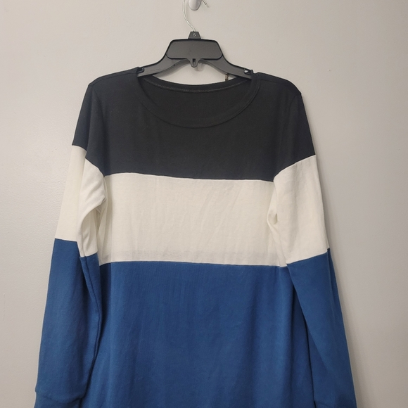 Long-Sleeve Top - Picture 3 of 4